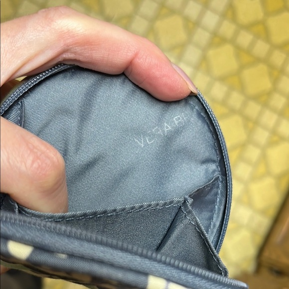 Like new Vera Bradley Gray Ribbon coin/card holder - Picture 11 of 15